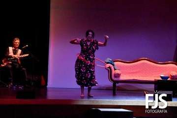 Espectáculo de la humorista y actriz Yanely Hernández en el Teatro de Telde/TA y Francisco Javier Santana.